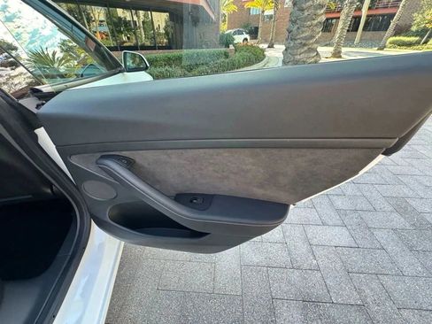 Used 2022 Tesla Model 3 RWD image 19