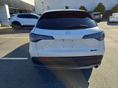 Used 2025 Honda HR-V Sport image 4