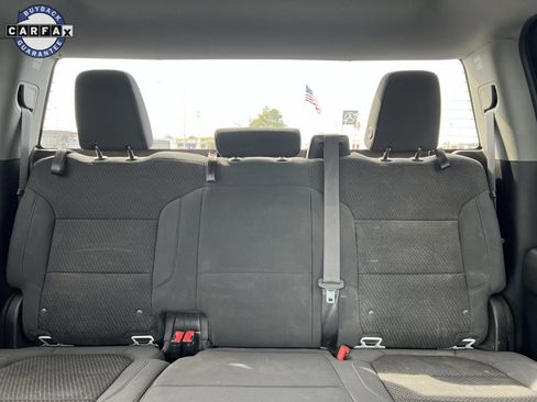 Used 2020 Chevrolet Silverado 1500 Custom w/ Custom Value Package image 20