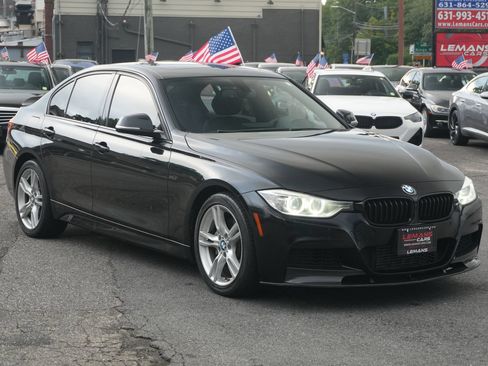 Used 2014 BMW 335i xDrive Sedan w/ Technology Package AWD/4WD image 3