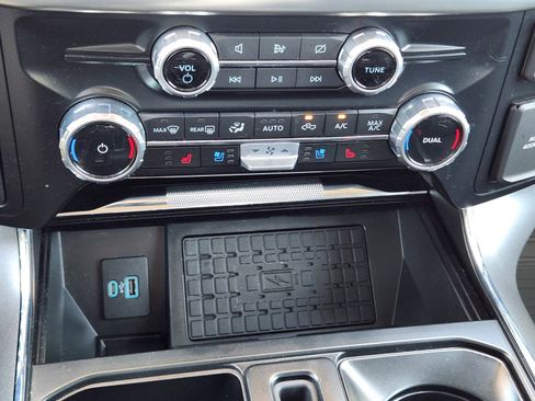 Used 2023 Ford F150 Lariat w/ FX4 Off-Road Package AWD/4WD image 14