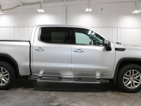Used 2019 GMC Sierra 1500 SLE w/ SLE Value Package image 11