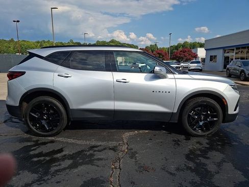 Used 2022 Chevrolet Blazer LT FWD image 7