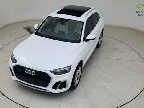 Used 2022 Audi Q5 2.0T Premium Plus w/ Premium Plus Package AWD/4WD image 76