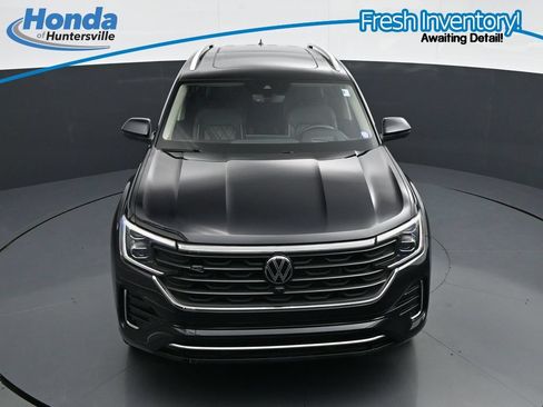 Used 2024 Volkswagen Atlas SEL Premium R-Line AWD/4WD image 19