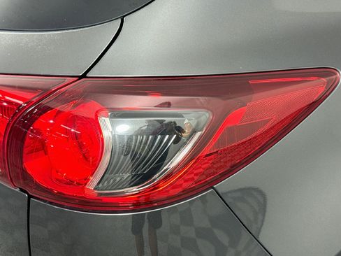 Used 2016 MAZDA CX-5 Touring FWD image 32