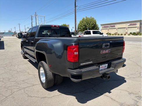 Used 2018 GMC Sierra 3500 Denali w/ Duramax Plus Package AWD/4WD image 17