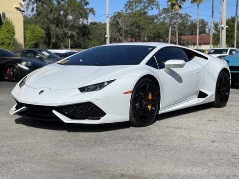 Used 2015 Lamborghini Huracan LP 610-4 AWD/4WD image 16