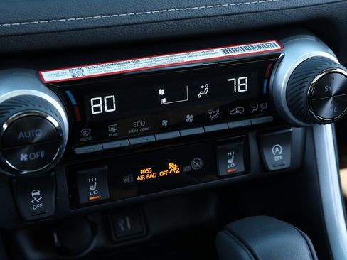 Certified 2025 Toyota RAV4 XLE image 24