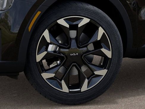 New 2025 Kia Sorento EX image 9