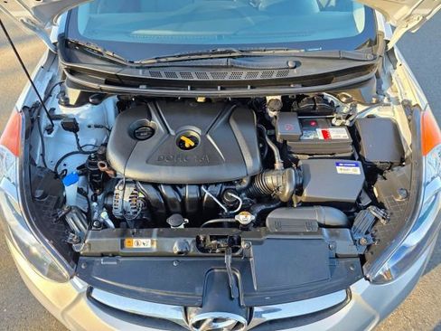 Used 2013 Hyundai Elantra GLS w/ Preferred Pkg image 37