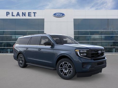 New 2026 Ford Expedition Max Active RWD image 9