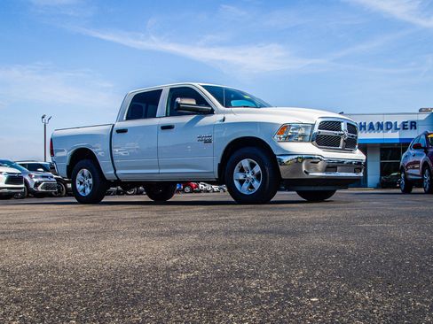 Used 2023 RAM 1500 Classic SLT w/ Trailer & Traction Group image 9