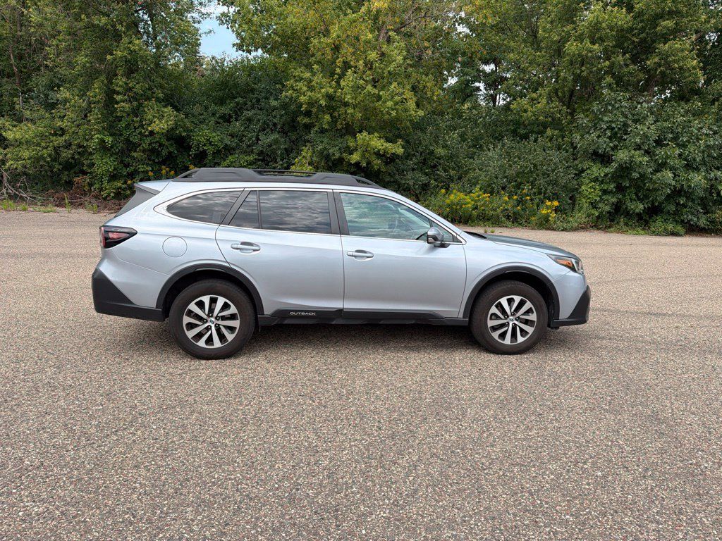 Used 2020 Subaru Outback Premium w/ Popular Package #1 AWD/4WD image 17