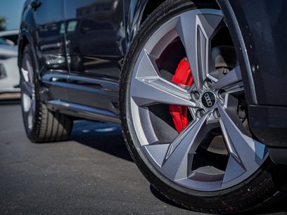 New 2026 Audi Q7 3.0T Prestige