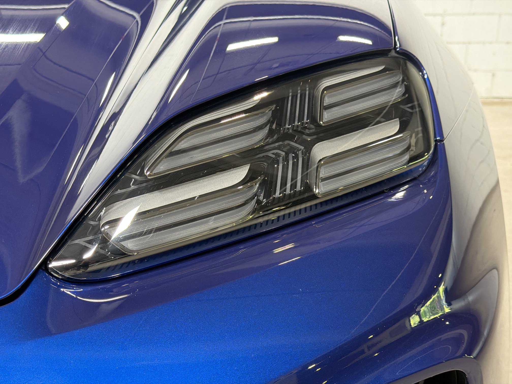 Certified 2026 Porsche Macan 4S Electric AWD/4WD image 10