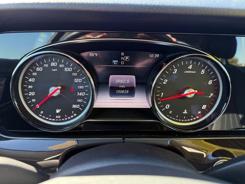 Used 2018 Mercedes-Benz E 300 E 300 image 11