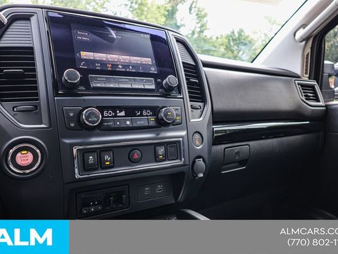 Used 2024 Nissan Titan SV w/ SV Convenience Package RWD image 30