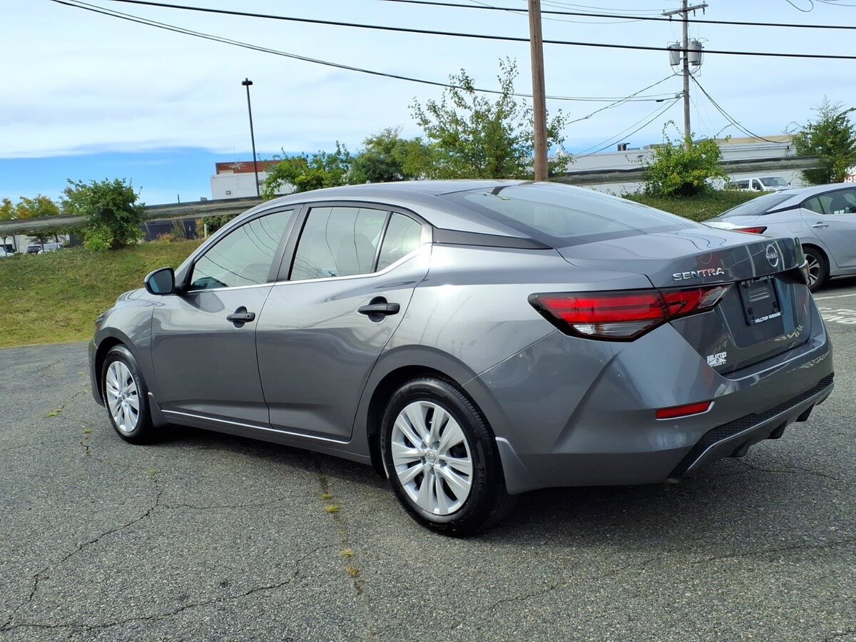 Used 2025 Nissan Sentra S FWD image 7