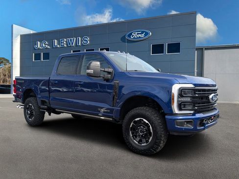 New 2026 Ford F250 Platinum w/ Tremor Off-Road Package AWD/4WD image 1