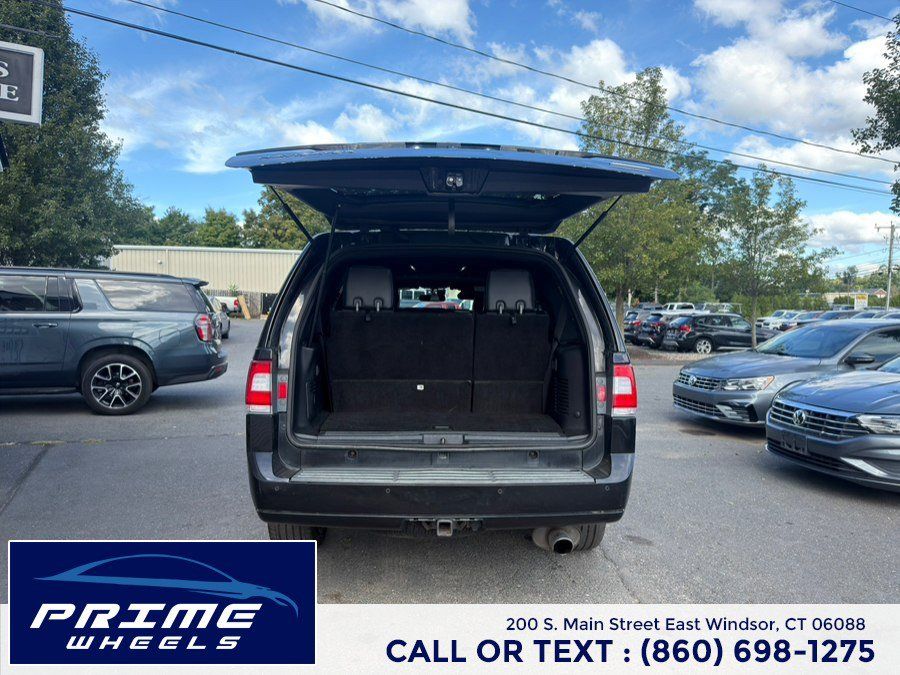 Used 2015 Lincoln Navigator 2WD image 14