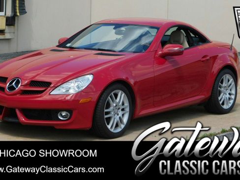Used 2009 Mercedes-Benz SLK 300 image 1