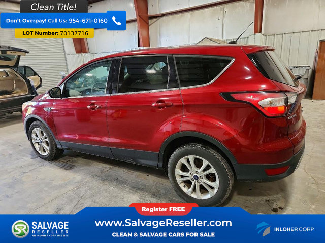 Used 2017 Ford Escape SE FWD image 3