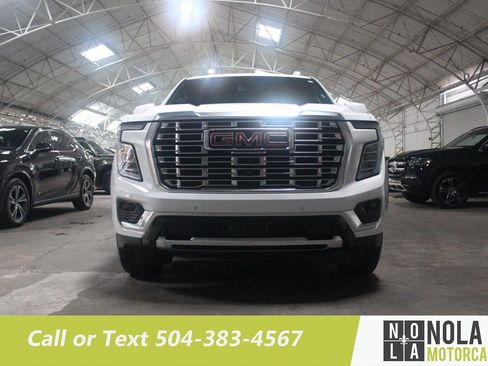 Used 2025 GMC Yukon Denali RWD image 5