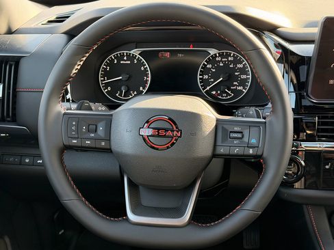 New 2026 Nissan Pathfinder SV image 14