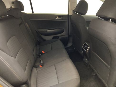 Used 2021 Kia Sportage LX FWD image 19