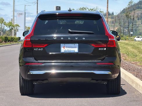 Used 2023 Volvo XC60 B5 Ultimate AWD/4WD image 4