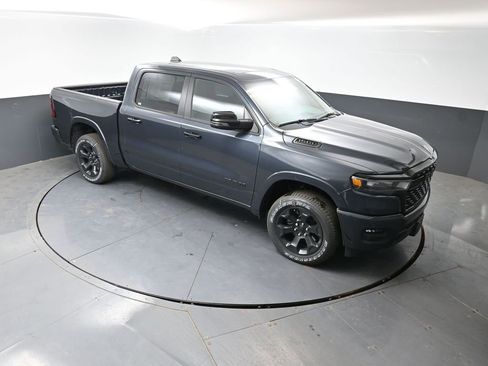 New 2026 RAM 1500 4x4 Crew Cab image 32