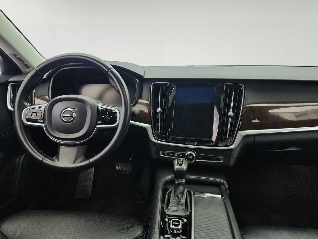 Used 2017 Volvo S90 T6 Momentum w/ Vision Package AWD/4WD image 25