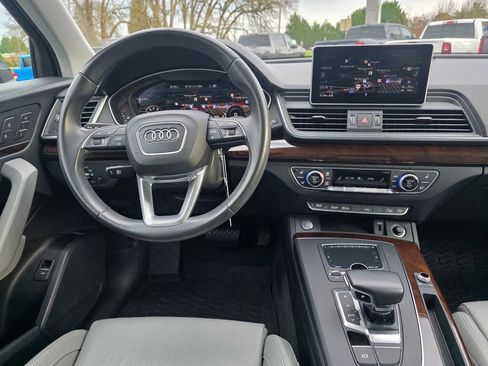 Used 2018 Audi Q5 2.0T Premium Plus w/ Premium Plus Package image 11
