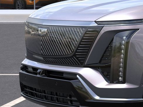 New 2026 Cadillac Vistiq Luxury w/ LPO, Floor Liner Package AWD/4WD image 15