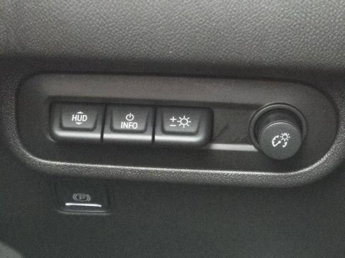 Used 2022 GMC Terrain AT4 w/ Infotainment Package II image 14