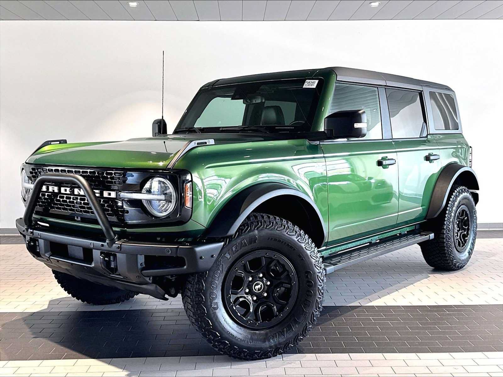 Used 2024 Ford Bronco Wildtrak AWD/4WD image 1