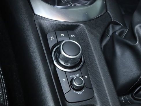 Used 2021 MAZDA MX-5 Miata RF Grand Touring image 28