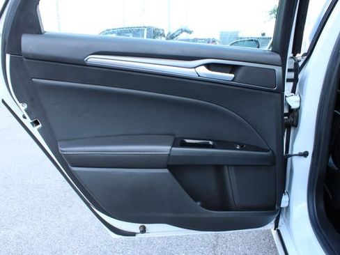 Used 2014 Ford Fusion Titanium FWD image 30