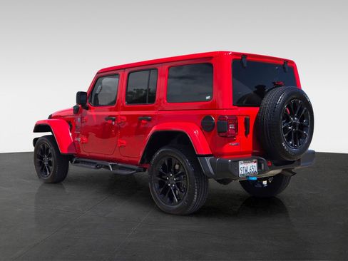 Used 2024 Jeep Wrangler Unlimited Sahara w/ Safety Group AWD/4WD image 6