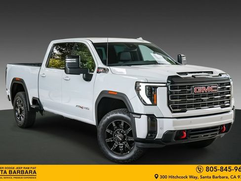 Used 2026 GMC Sierra 2500 AT4 AWD/4WD image 1