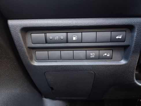 New 2025 Mitsubishi Outlander SE image 22