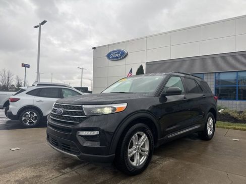 Certified 2023 Ford Explorer XLT w/ Equipment Group 202A image 2