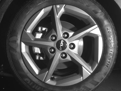 Used 2025 Kia K4 LXS image 12