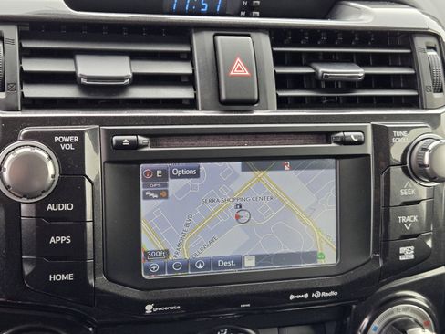 Used 2018 Toyota 4Runner TRD Off-Road AWD/4WD image 18