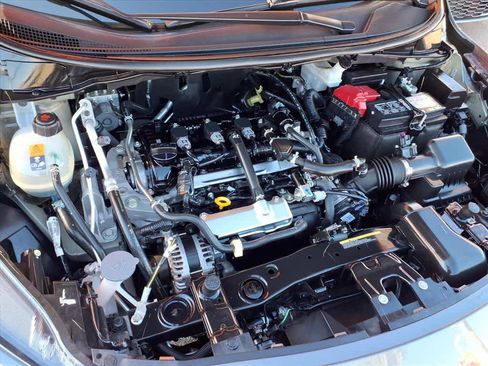 Used 2024 Nissan Versa S w/ Trunk Package image 25