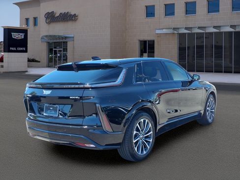 Certified 2024 Cadillac Lyriq Sport w/ LPO, Floor Liner Package AWD/4WD image 5