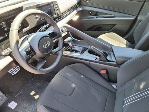 New 2025 Hyundai Elantra Sport image 8