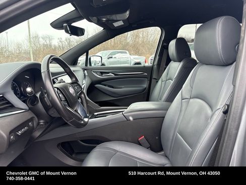 Used 2023 Buick Enclave Premium image 10
