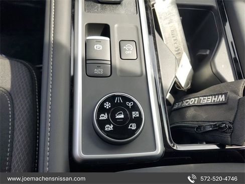 New 2025 Nissan Pathfinder SV image 22